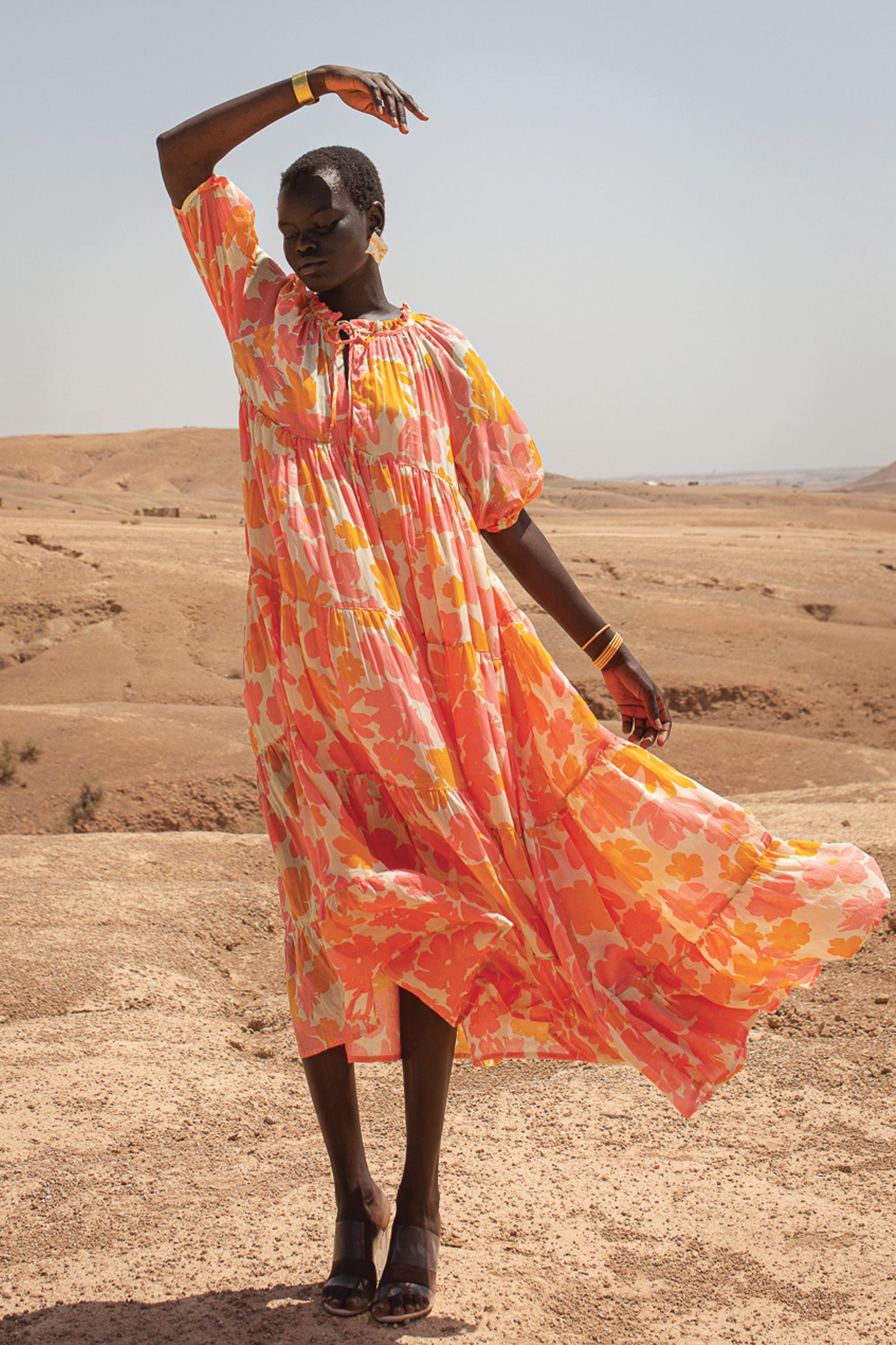 Emiri Maxi Dress - Coquita Anis met handgenaaide gouddraad