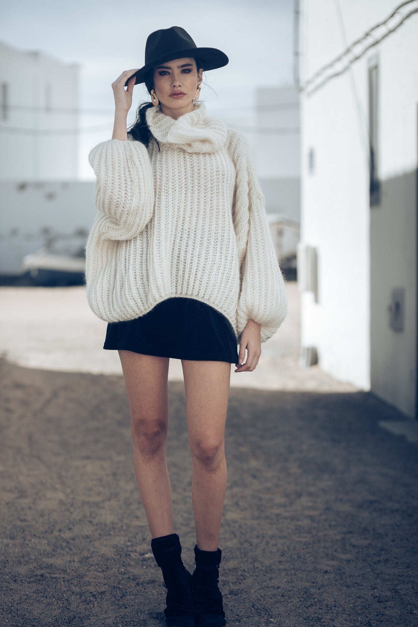 Xena Sweater - Off White - Poppy Field the label 